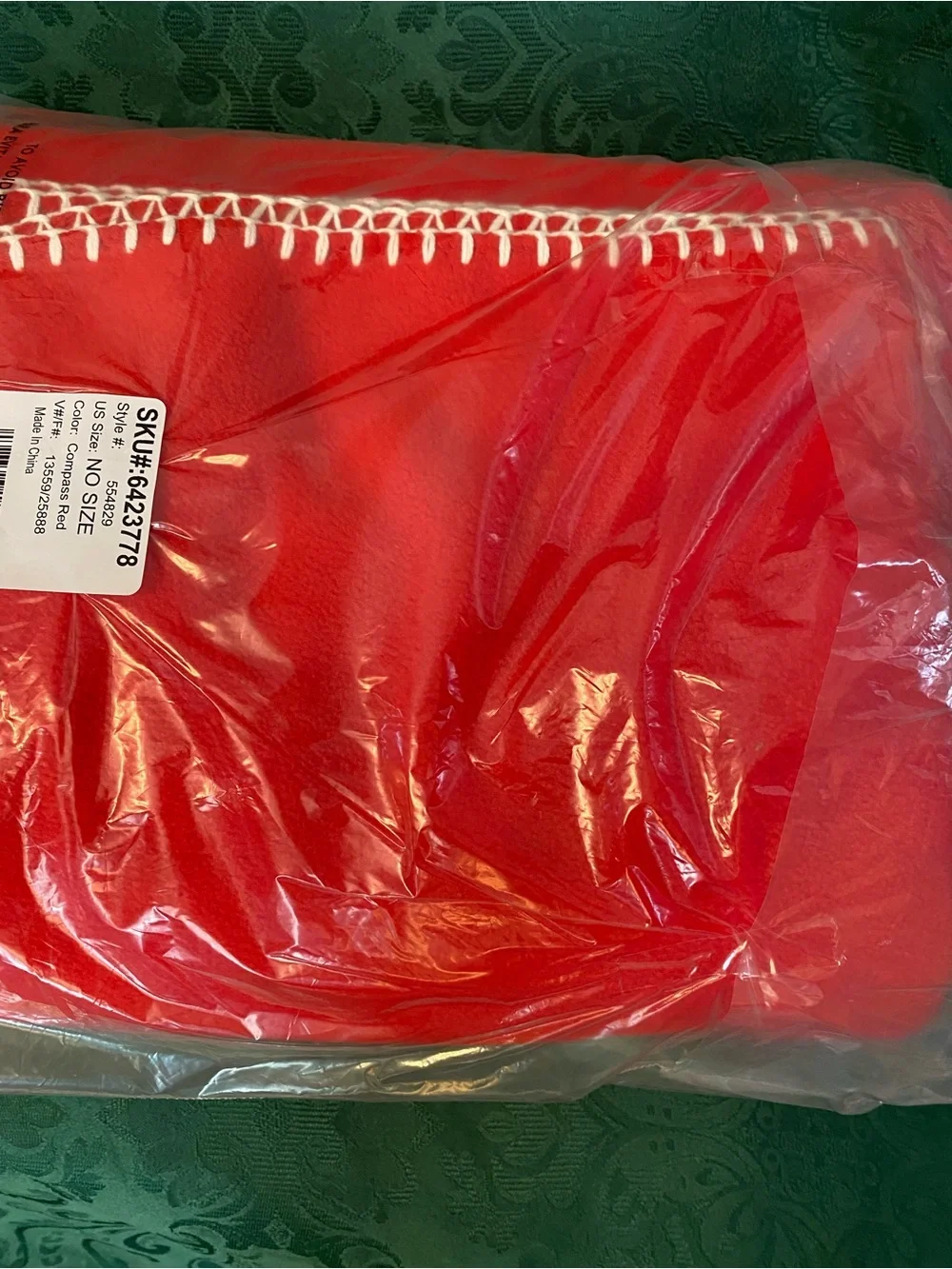 Lands' End Anyweather Fleece Throw Blanket Is the Perfect Cozy Gift NWT
